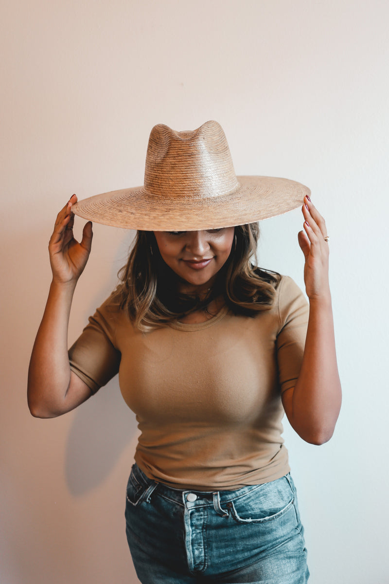Wide brim rancher